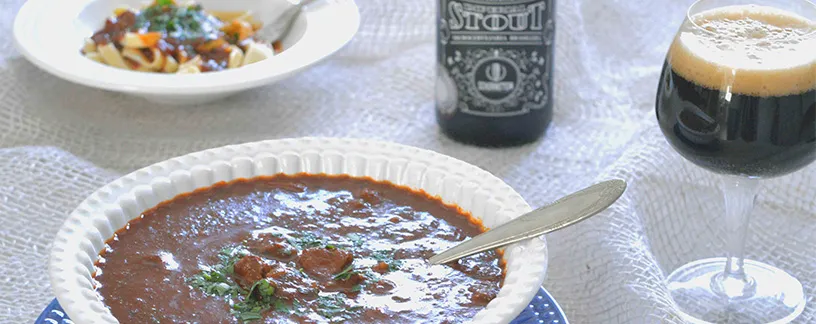 goulash com cerveja